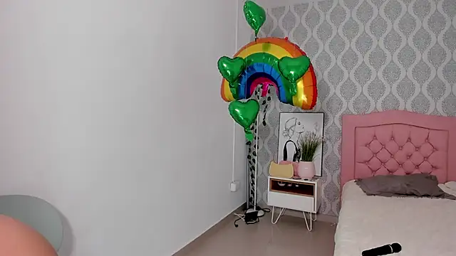 Zenith glow online show from 03/19/26, 02:21