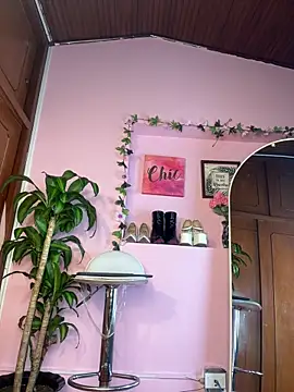  zoe bakerr online show from 03/30/26, 05:14