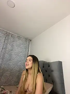 cute emmma online show from 03/01/26, 11:23