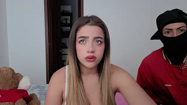 cute emmma online show from 06/09/26, 01:01