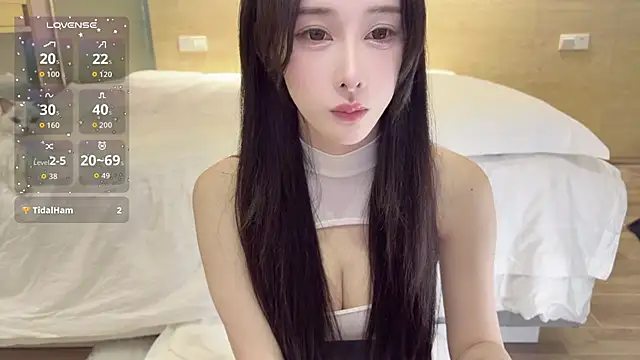 Snapshot of SL-99 chatting on 12/21/25, 04:03 SL-99 online show from 12/21/25, 04:03