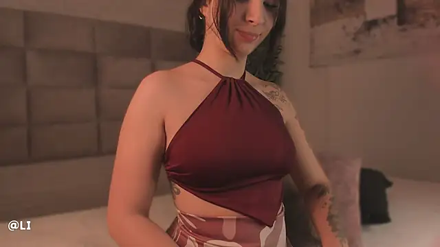 Lilith Sage  online show from 04/29/26, 07:53