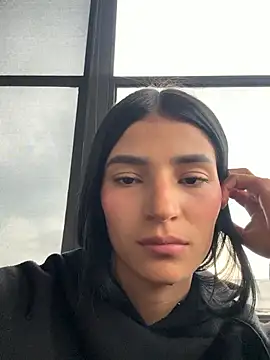 Ema Rose  online show from 01/08/26, 10:12