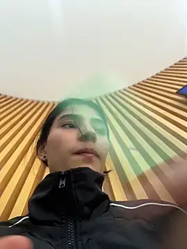 Ema Rose  online show from 04/16/26, 09:50