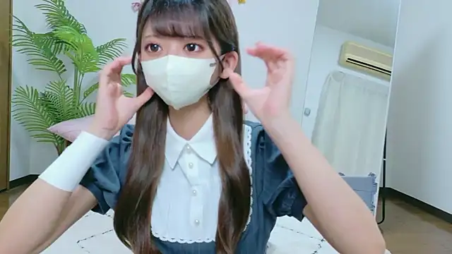 Kiki-jpn online show from 06/10/26, 09:35