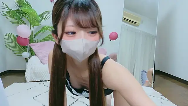 Snapshot of Kiki-jpn chatting on 06/27/26, 06:07 Kiki-jpn online show from 06/27/26, 06:07