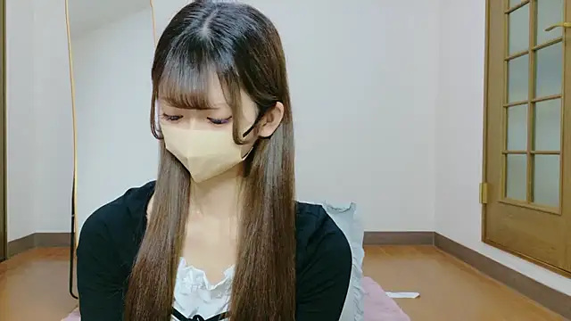 Snapshot of Kiki-jpn chatting on 07/05/26, 06:42 Kiki-jpn online show from 07/05/26, 06:42