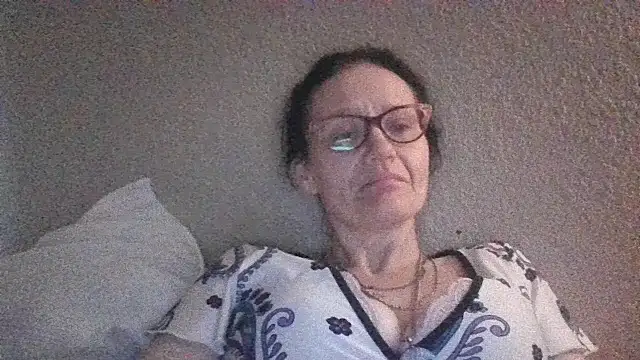 CrownedCuppa online show from 04/08/26, 09:15