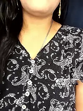 Deshi bhabhi143 online show from 01/10/26, 06:37