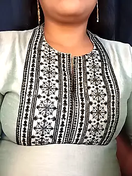 Deshi bhabhi143 online show from 02/05/26, 06:18