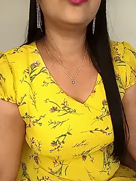 Deshi bhabhi143 online show from 04/17/26, 10:07