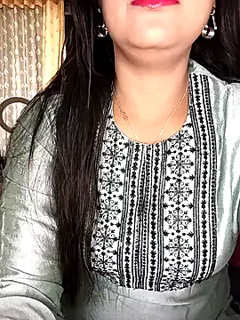 Deshi bhabhi143 online show from 05/20/26, 06:08