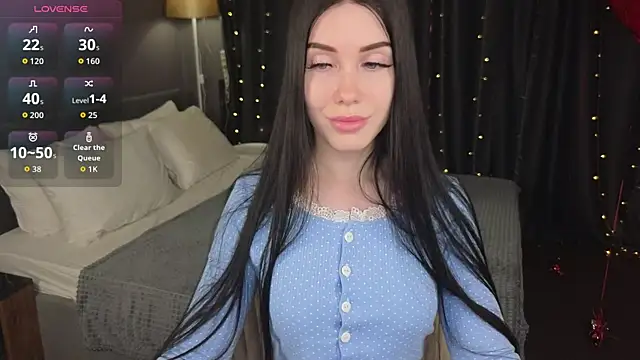 Chloe   Davis online show from 02/23/26, 12:09