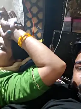 Radhacpl9528 online show from 03/06/26, 11:50