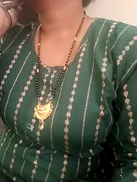 ritu7755 online show from 04/04/26, 06:33