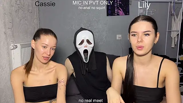 girls secrets online show from 04/03/26, 10:02