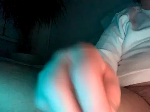 Sevenyearsago online show from 12/21/25, 05:09