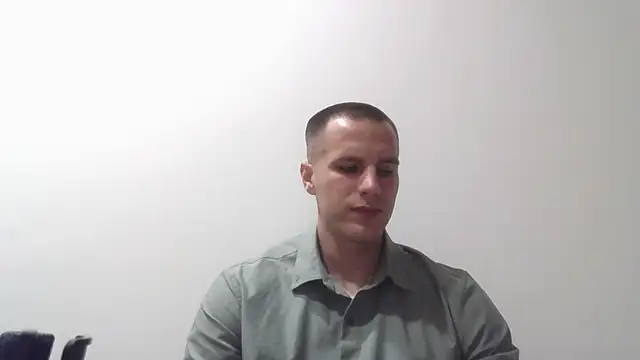 Snapshot of makeyousquirt123456 chatting on 12/21/25, 04:14 makeyousquirt123456 online show from 12/21/25, 04:14