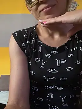 SexyMamiVee online show from 06/15/26, 03:14
