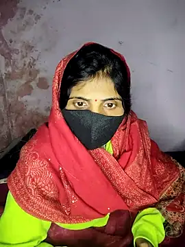 Snapshot of Rohini_313 chatting on 01/08/26, 07:05 Rohini 313 online show from 01/08/26, 07:05