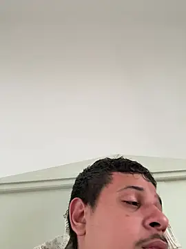 mouraerik123 online show from 04/10/26, 05:39