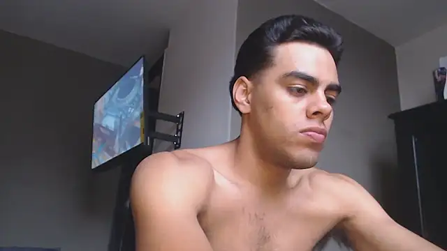 Millan DarkWood online show from 01/05/26, 08:23