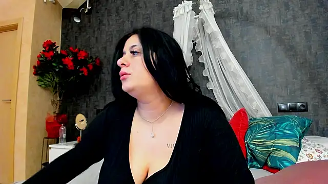 NayaNoirX online show from 02/25/26, 08:40