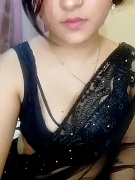 Saumyy online show from 04/18/26, 07:58