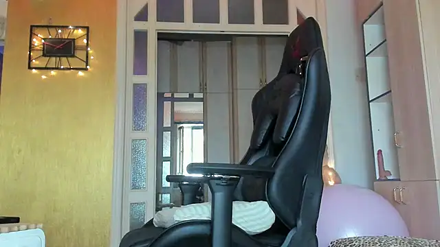 VeronikaDream online show from 07/20/26, 10:50