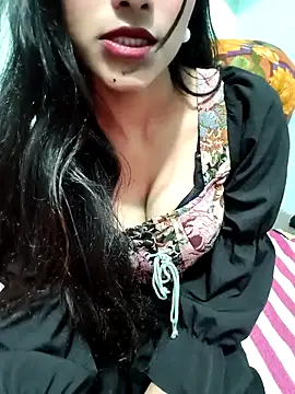 Yours-Zeenat online show from 01/19/26, 07:34