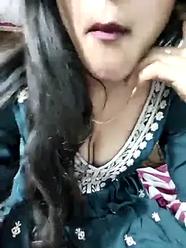 Yours-Zeenat online show from 03/04/26, 06:25