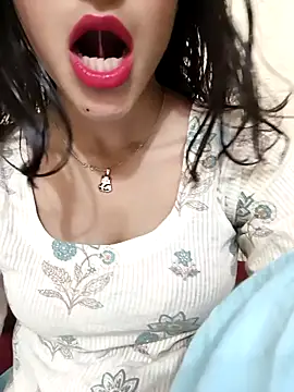 Yours-Zeenat online show from 05/08/26, 05:57