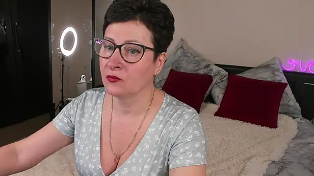 JennyMons online show from 05/08/26, 08:19