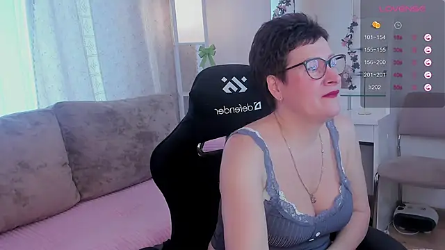 JennyMons online show from 05/12/26, 08:22