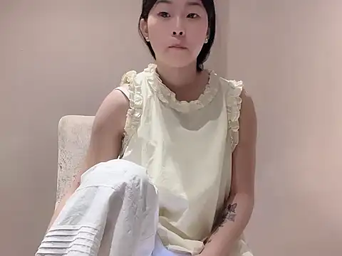 shasha05233 online show from 05/27/26, 11:51