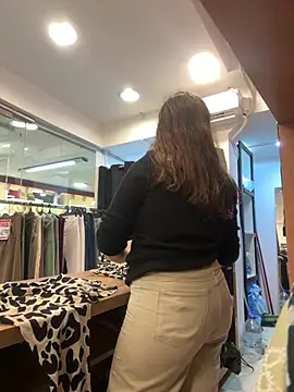 lele202526 online show from 04/14/26, 06:25