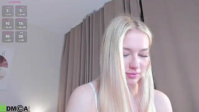 Snapshot of ChloeAlba chatting on 02/13/26, 03:57 ChloeAlba online show from 02/13/26, 03:57