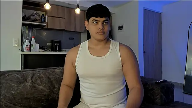 Nicole and thiago1 online show from 01/08/26, 01:46