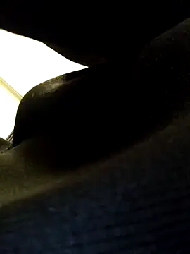 rzgaronlinq online show from 01/05/26, 06:11