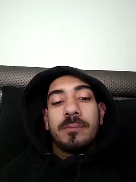 rzgaronlinq online show from 01/07/26, 12:40