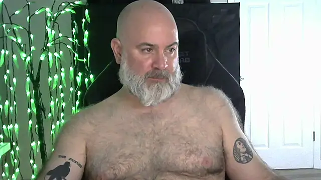 XJJ77x online show from 04/25/26, 01:19