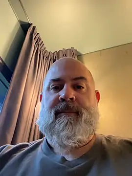 XJJ77x online show from 06/08/26, 05:57