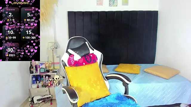 karen adamss online show from 03/12/26, 03:23