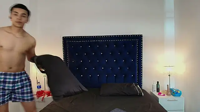 Jaden and sofia online show from 05/03/26, 03:23