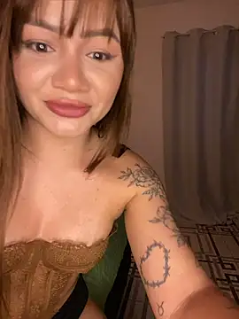 Isisbennett online show from 04/08/26, 08:53