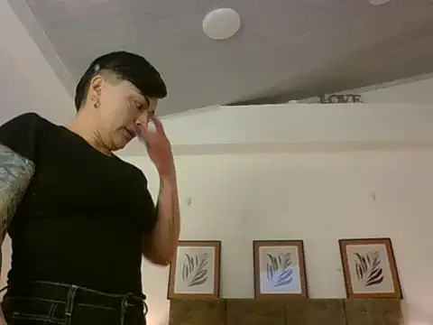 kat paradise online show from 02/28/26, 11:44