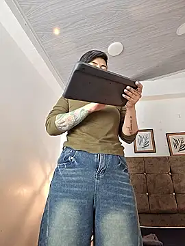 kat paradise online show from 05/20/26, 11:49