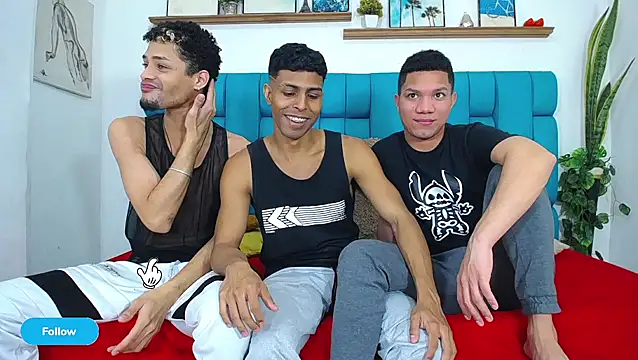 Interracial Snow Bunny online show from 04/16/26, 09:39