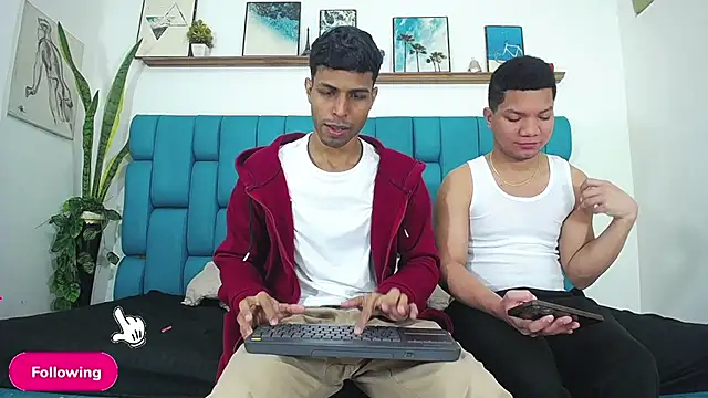 Interracial Snow Bunny online show from 05/17/26, 05:09