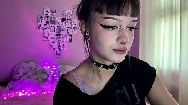 dieonisiaaaa online show from 01/16/26, 06:50